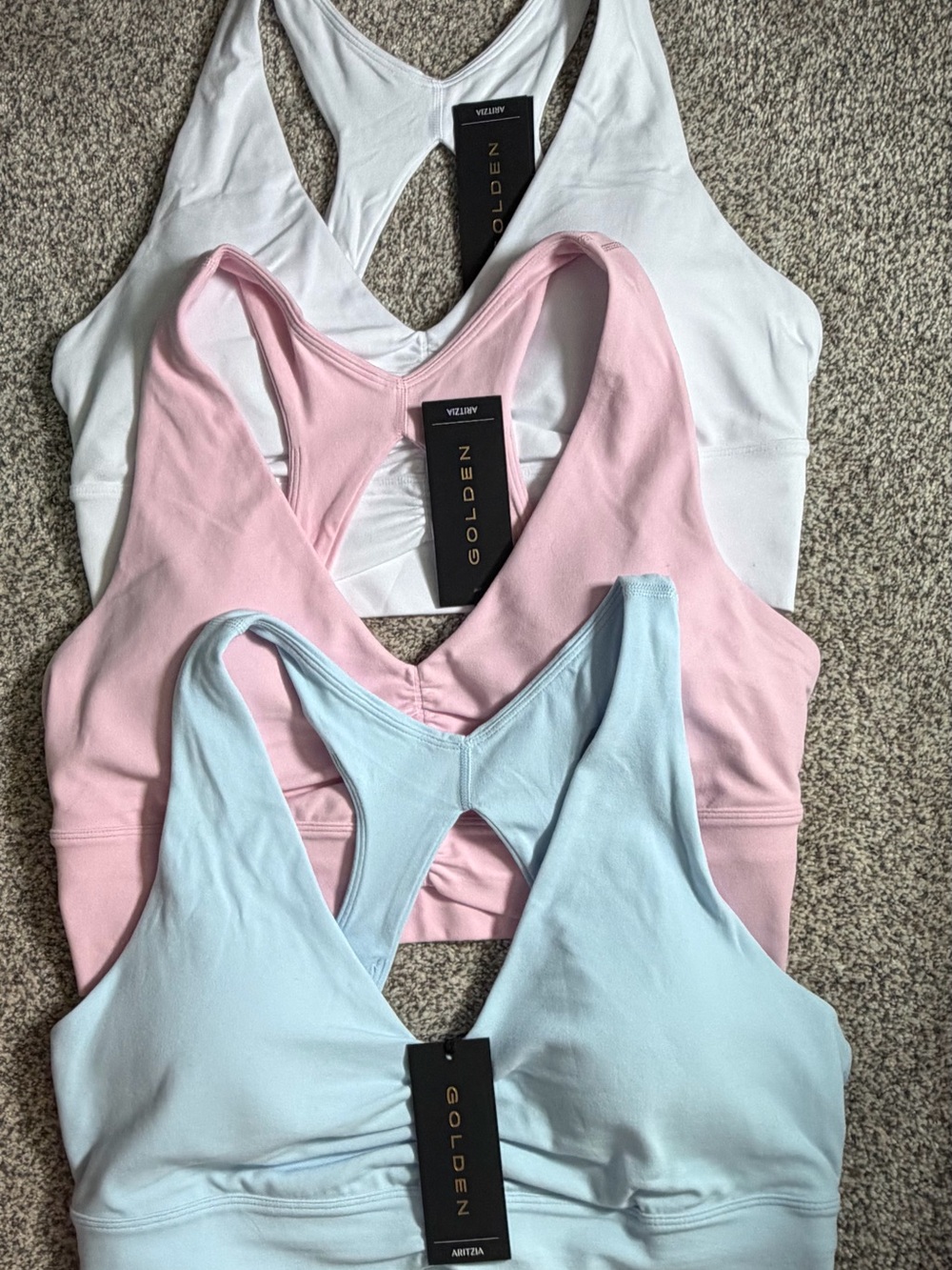 Aritzia BUTTER Volley Sports bra
Golden by Aritzia